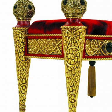 The Rouge et or bench