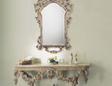 The console is natural wood, Francesco Molon