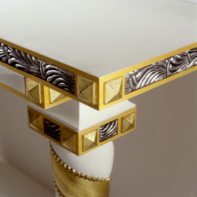 Console Una Visione Di Eleganza