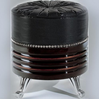 The Pouf Metropolitan