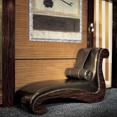 The Pauline Chaise Longue