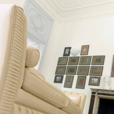 Three-seater sofa Capri