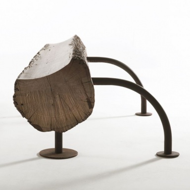 The bench Divan: punto d'incontro