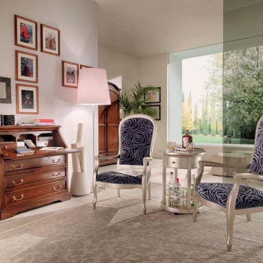 Armchair Voltaire Rapallo