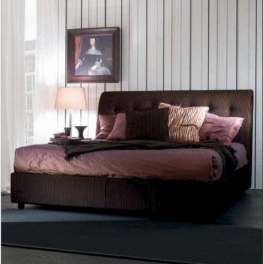 The Marais Bed