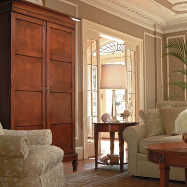 The St Cabinet. Regis