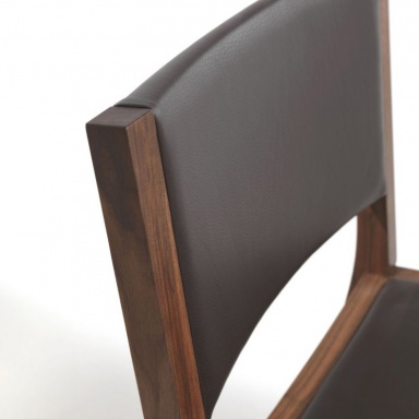 The Tennesse Chair Leather
