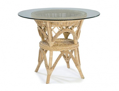 The round coffee table Chandler Bay Bistro, Lane Venture