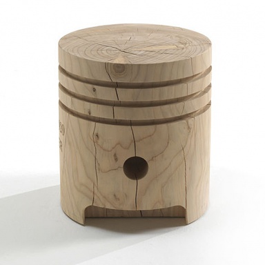 Stool Pistone