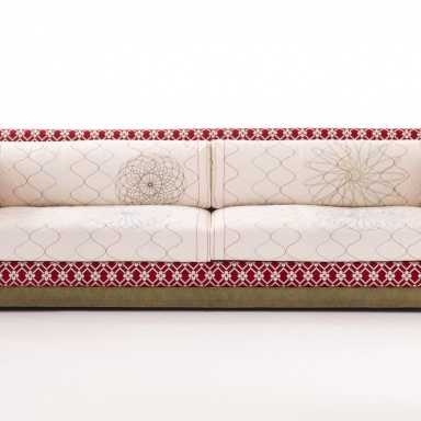 Three-seater sofa Karmakoma
