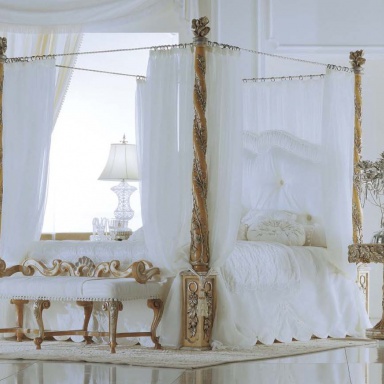 Double bed with canopy