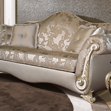 Three-seater sofa Baroque