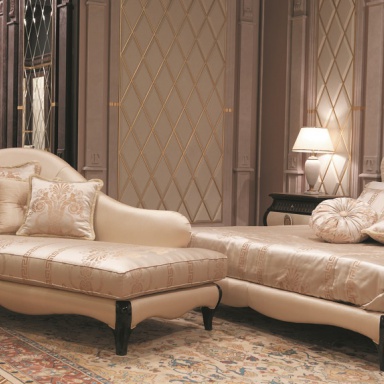 The Versailles Daybed