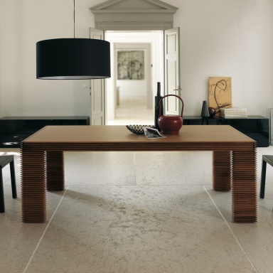 Riga dining table Tavolo