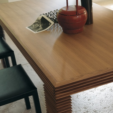 Riga dining table Tavolo