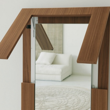 Desk-mirror Tip Over