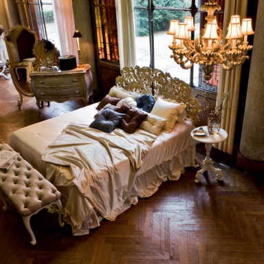 Double bed of Roberto Giovannini