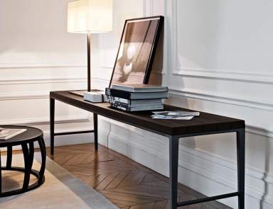 The Console Antares, Maxalto