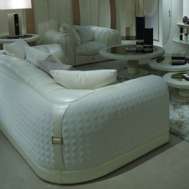 Living room (sofa set) Caractere