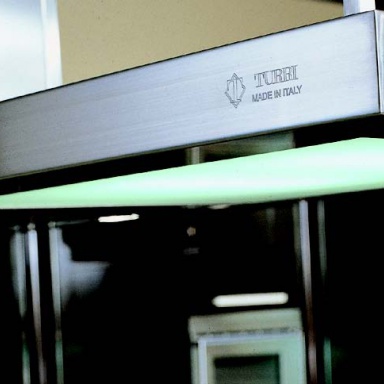 Kitchen (kitchen set) 'ouverture