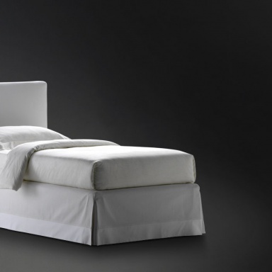 Odnopolnaja bed Plaza