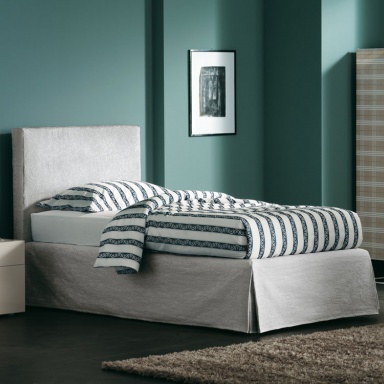 Odnopolnaja bed Plaza