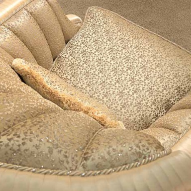 Chair round Mantegna