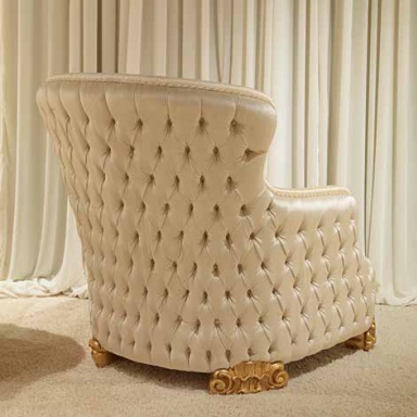 Chair round Mantegna