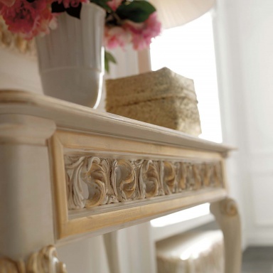 Bedroom (furniture-bedroom)