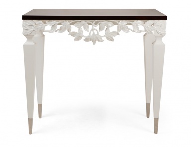 The console is natural wood Farrenc, Christopher Guy (Harrison & Gil)