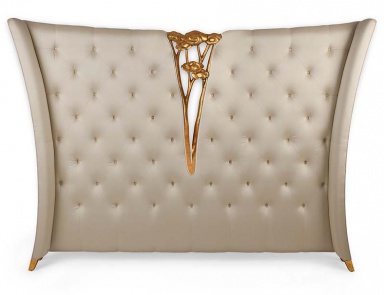 Headboard with a frame made of natural wood Bois de Vincennes, Christopher Guy (Harrison & Gil)