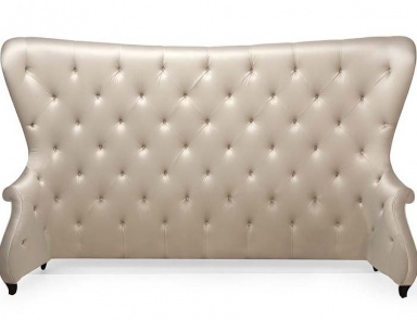 Headboard with a frame made of natural wood George V, Christopher Guy (Harrison & Gil)