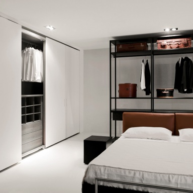 The Complanare Wardrobe