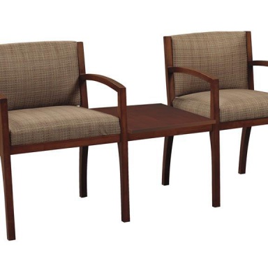 Chairs with a table Hekman Contract
