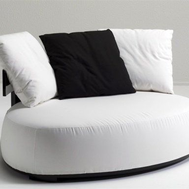 the Big armchair Bea