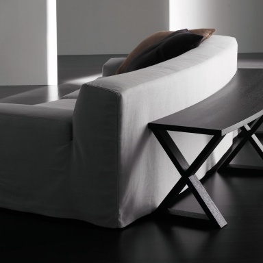 The Curved Console, Cruise