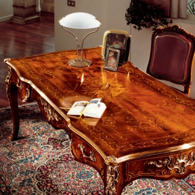 Writing table Armando Rho