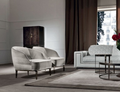 A chair made of natural wood Beth, Longhi