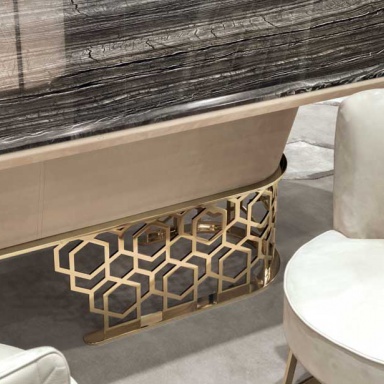 Clairmont dining table