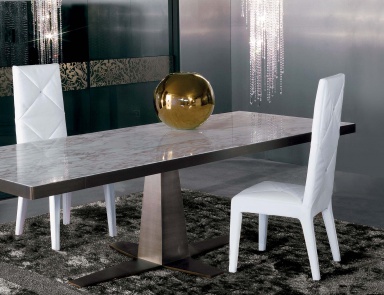 Chair with metal frame Must, Longhi