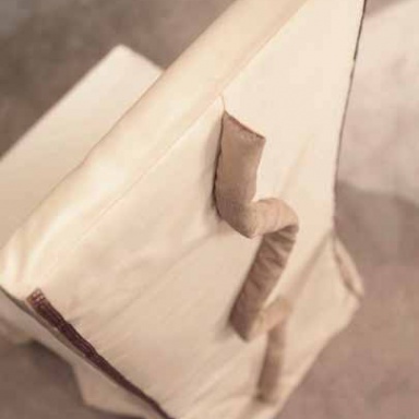 Chair fully upholstered with textiles Sophia