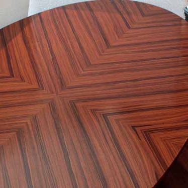 Small oval table Art. V/305