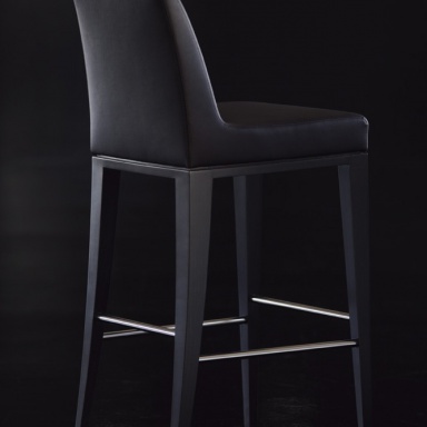 Luna bar stool