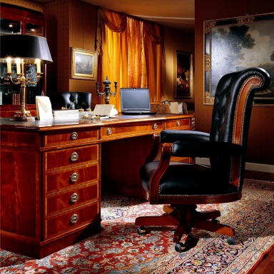 Writing table Armando Rho