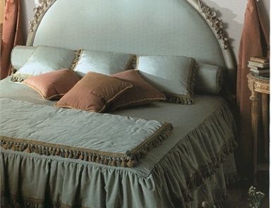 Double bed with canopy, Provasi