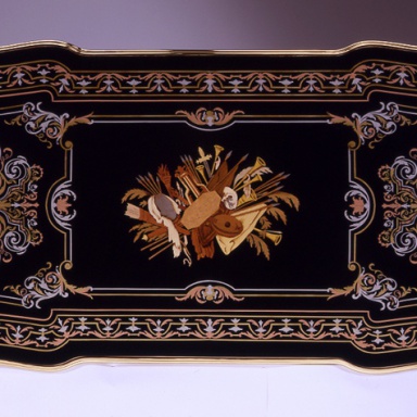 Writing table Armando Rho