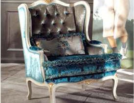 Chair with scalloped legs, Bianchini