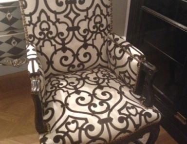 A chair with a high back Sculpted L. XIV, Moissonnier