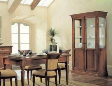 Showcase with wooden frame, Avenanti