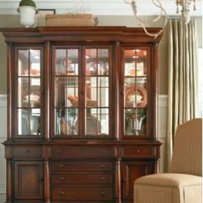 Sideboard Breakfront